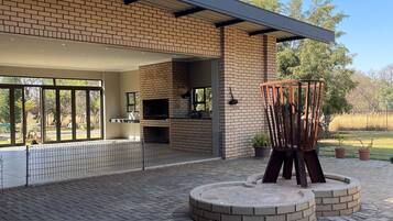 House, 3 Bedrooms, Accessible, Private Pool | Terrace/patio