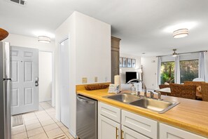 Townhome, Multiple Beds, Patio, Garden View (Cassine Gardens 133) | Interior