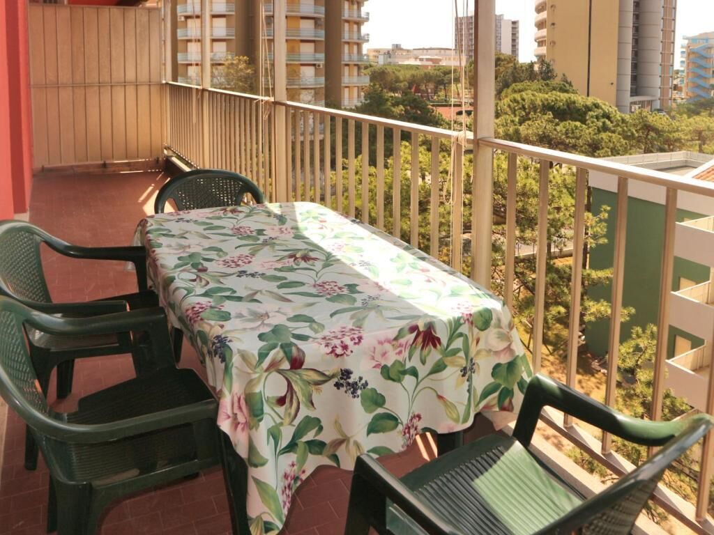 Departamento, 2 habitaciones, balcón, vista a la ciudad | Balcón