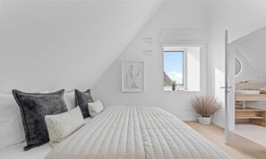 2 bedrooms, iron/ironing board, travel cot, free WiFi - Premium vacation home Halber Deich in the dune park with terrace and sauna (List auf Sylt)