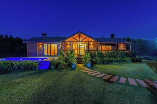 ELIVAAS Riveira Hills - 3 BHK Cottage