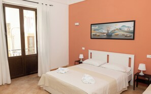 1 bedroom, in-room safe, free WiFi, bed sheets - Room 3 A (Trapani)