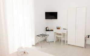 1 camera, una cassaforte in camera, Wi-Fi gratuito, lenzuola