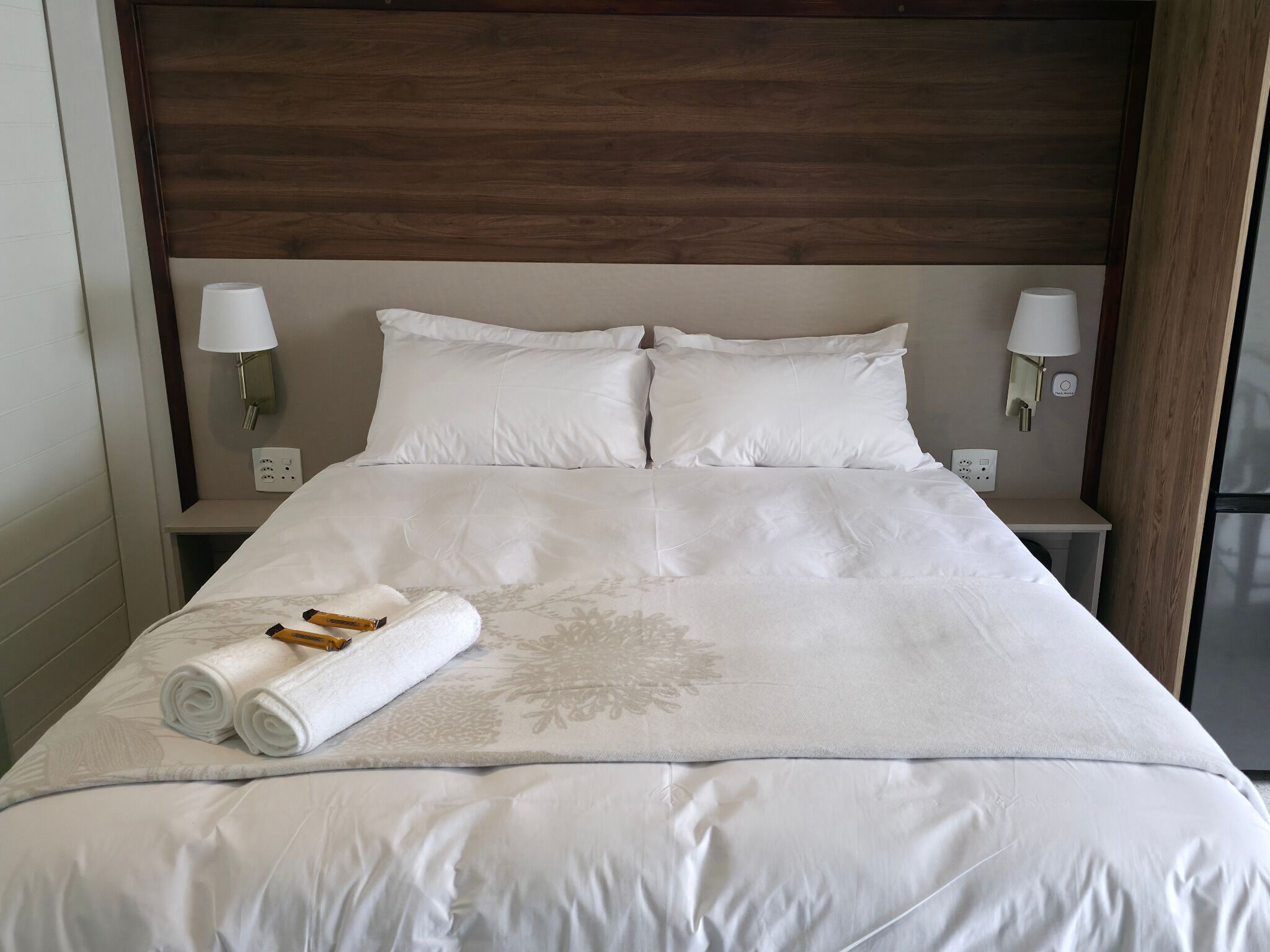 Studio Affaires, 1 grand lit, patio, vue jardin | Décoration personnalisée, ameublement personnalisé