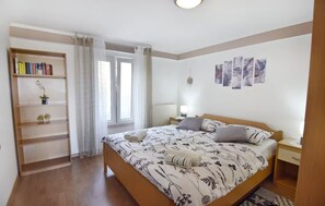 Apartment, 2 Bedrooms, Patio, Garden View - Bright Flat With sea View Terrace (Umag)