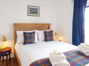 Room - Puffin Cove - luxury accommodation near central Kirkwall (Kirkwall)