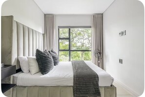 Apartment, 1 Bedroom, Balcony - Calm & Connected Skyline Views Melrose Sandton (Johannesburg)