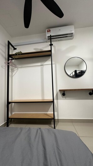 Interior - Homestay with Private Swimming Pool, 15 minutes away from CIQ !! (Masai)