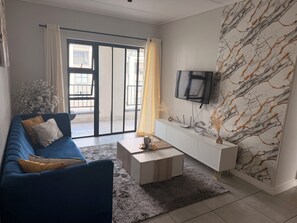 Living room - Crystal Ace Lagoon & Pool Bliss (Johannesburg)