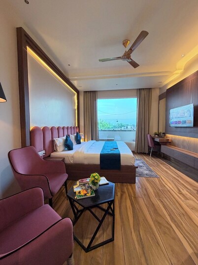 Infinity Hotel