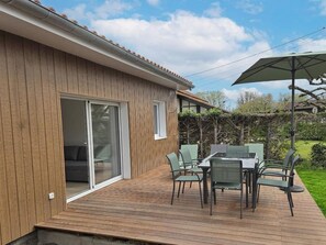Outdoor dining - House with parking, pets welcome - 6 guests (Le Fleix)