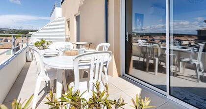 Modern apartment, balcony and parking - 4 guests