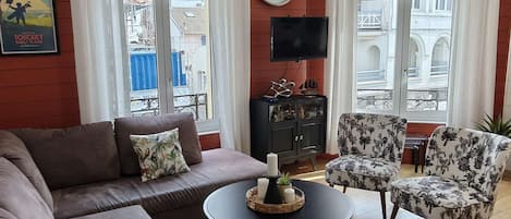 TV