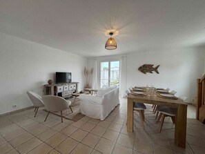 Living area - Spacious house near the port - 6 guests (Saint-Pierre-d'Oléron-La Cotinière)