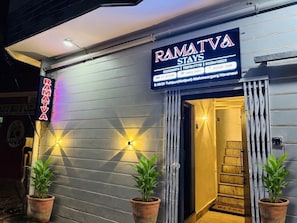 Exterior detail - Ramatva Stays (Varanasi)