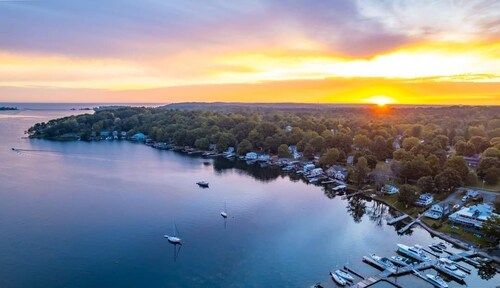 4-bedroom chalet in gorgeous Sterling with cozy vibes