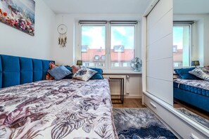 1 bedroom, iron/ironing board, WiFi, bed sheets - Świdnicka Apt - Old Town Square Nearby - by Rentujemy (Wrocław)
