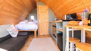 Cottage | Living area