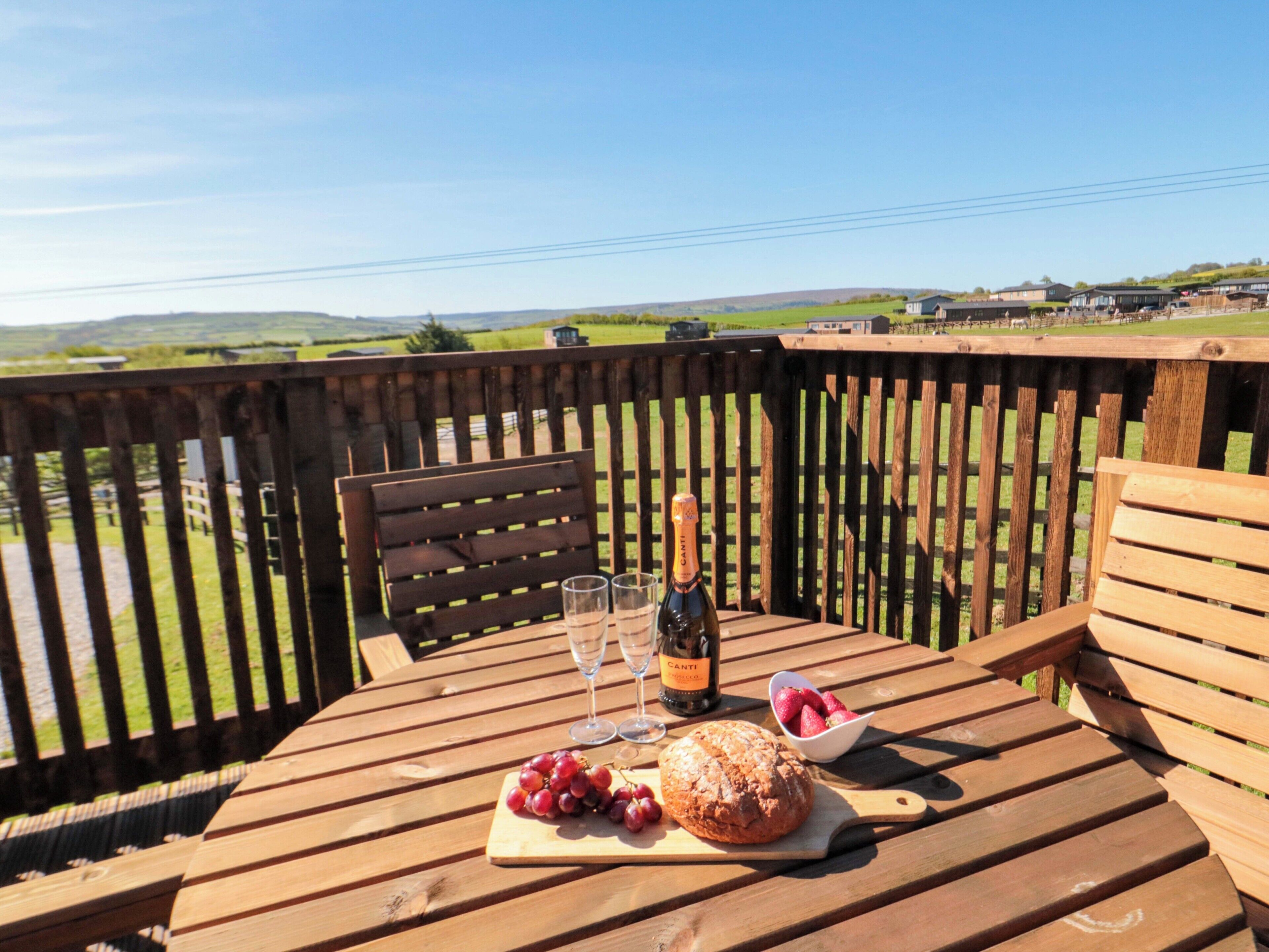 Cottage | Outdoor dining