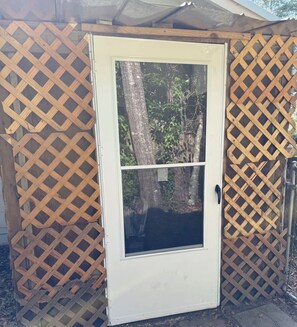 Exterior detail - Come enjoy beautiful sunsets at “Turtle Cove” (Lake Park)