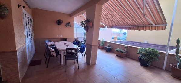 Outdoor dining - Vrbo Property (Cabo de Palos)
