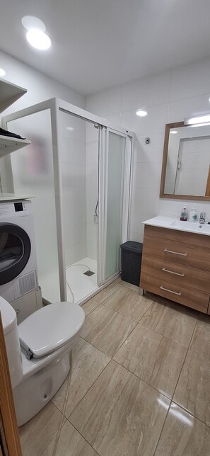 Bathroom - Vrbo Property (Cabo de Palos)