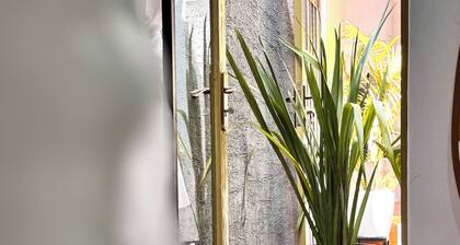 House 22 by Velstays
