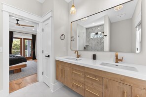 5 bedrooms, iron/ironing board, free WiFi, bed sheets - IOP Luxury Residence with Private Heated Pool | Isle of Palms (Isle of Palms)