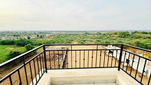 Deluxe Suite, River View | Balcony view - Mandhata Riverview Palace (Khandwa)