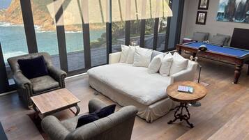 Villa, 4 Bedrooms, Private Pool | Living area