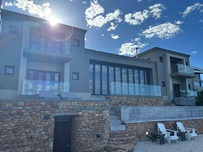 Villa, 4 Bedrooms, Private Pool | Exterior - Luxurious 5-bedroom Villa With Private Pool in Knysna (Knysna)