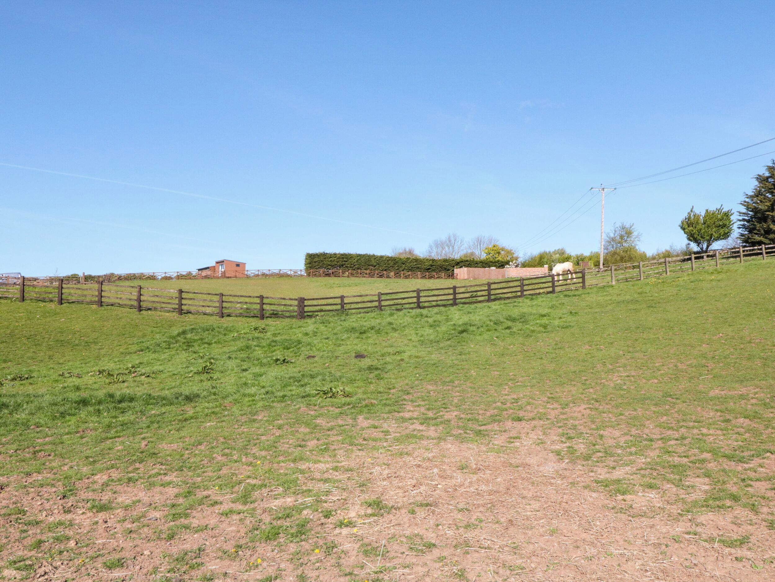 Cottage | Property grounds