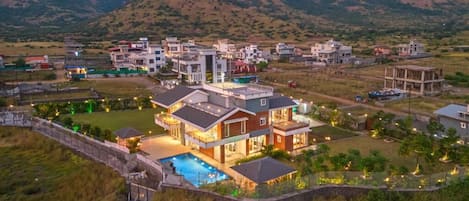 Deluxe Villa | Exterior