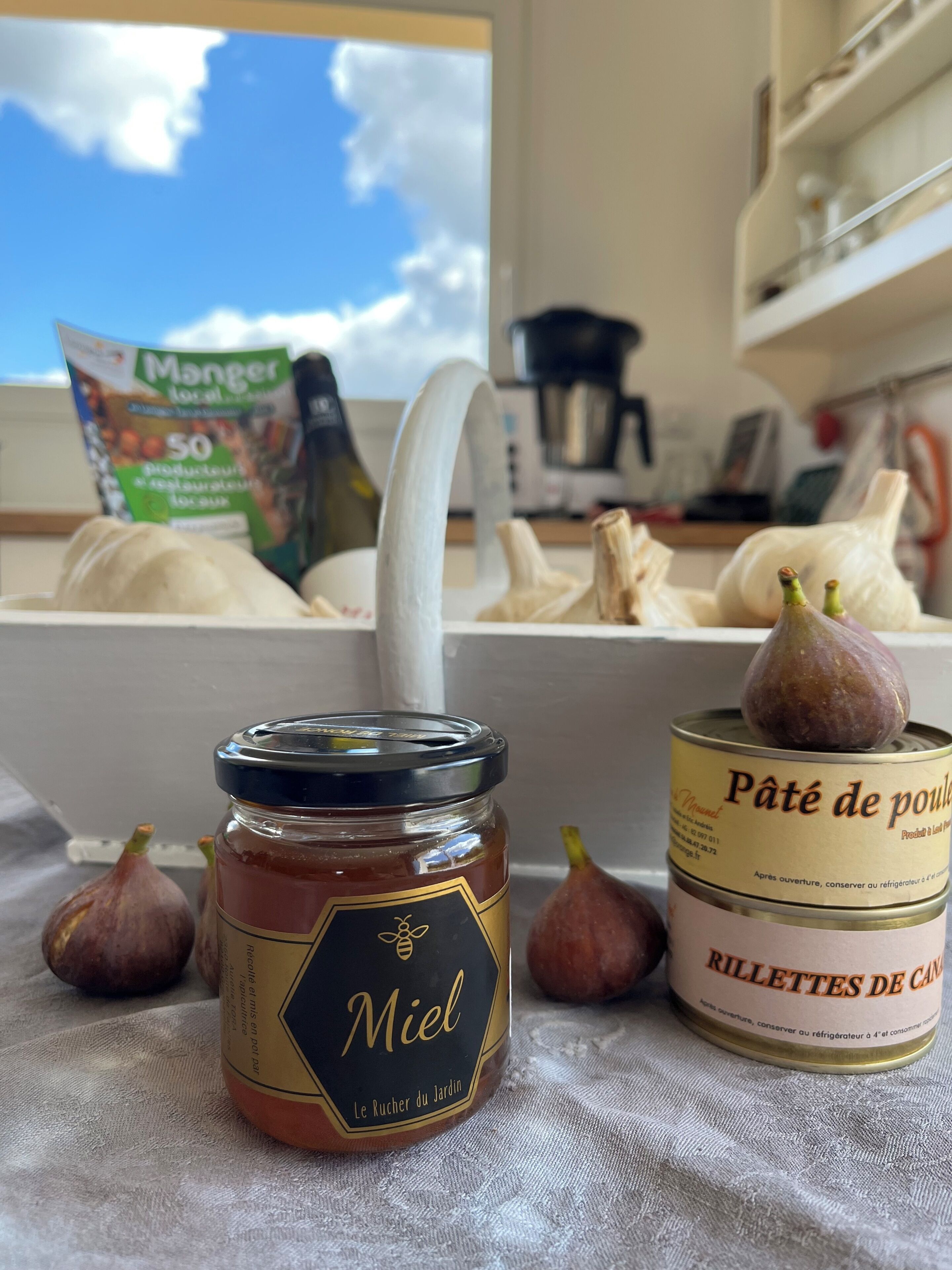 Alimentos y bebidas