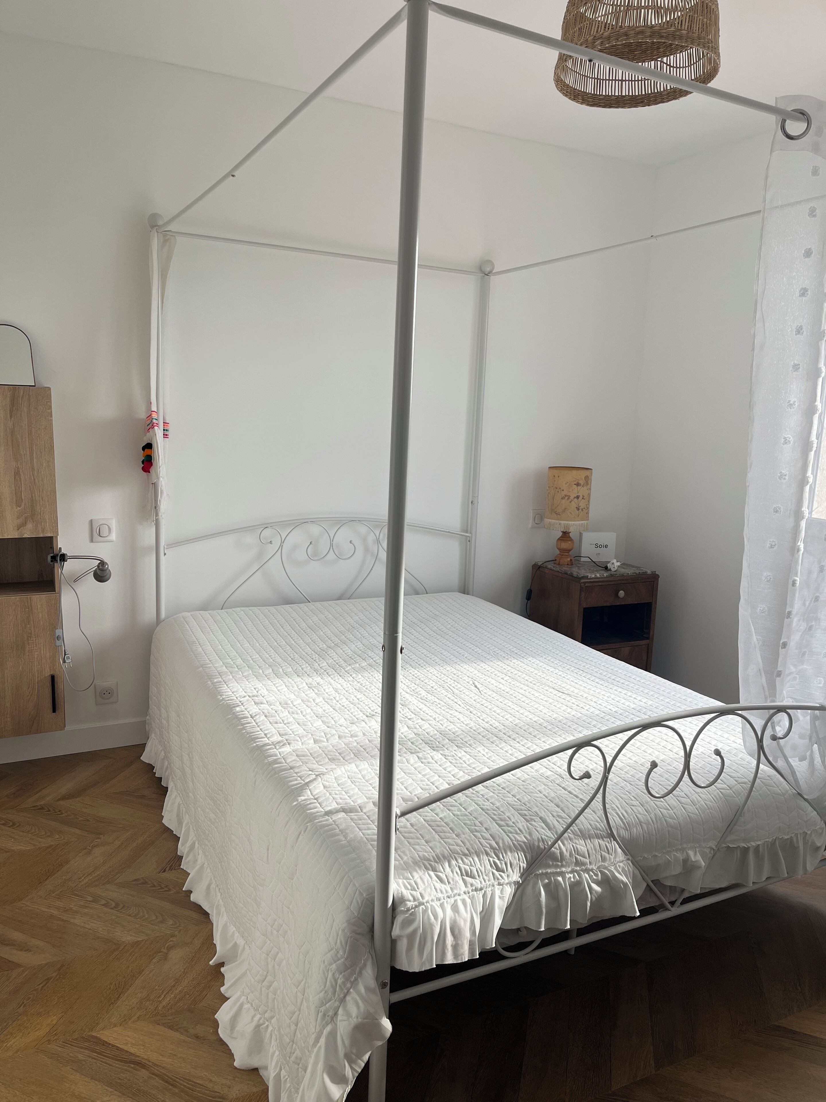 2 chambres, bureau, fer et planche à repasser, Wi-Fi gratuit