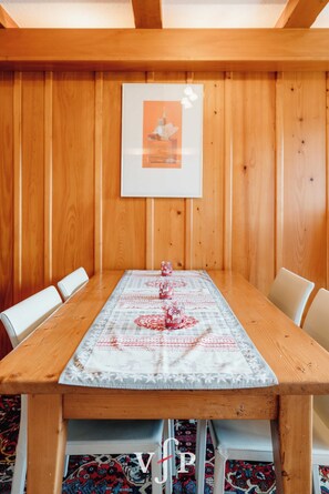 Dining - Stunning 2 bedroom apartment with terrace, offering 57 sqm perfectly optimized for a comfortable, in (Verbier)