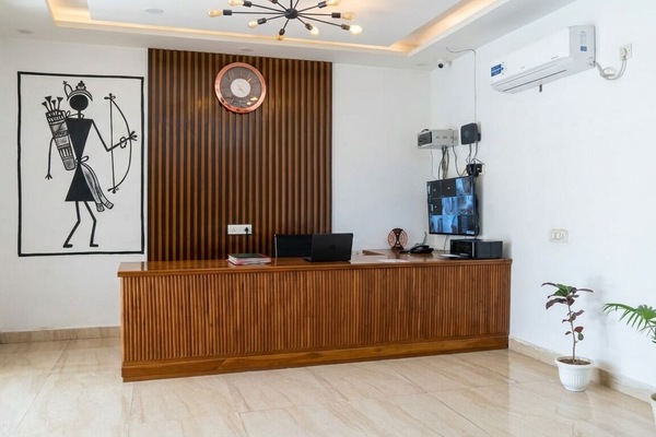Reception hall