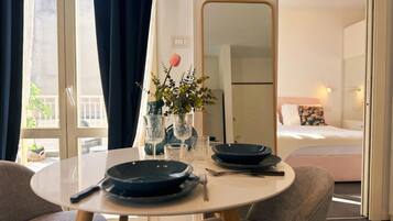 Deluxe-Penthouse, Blick auf den Innenhof