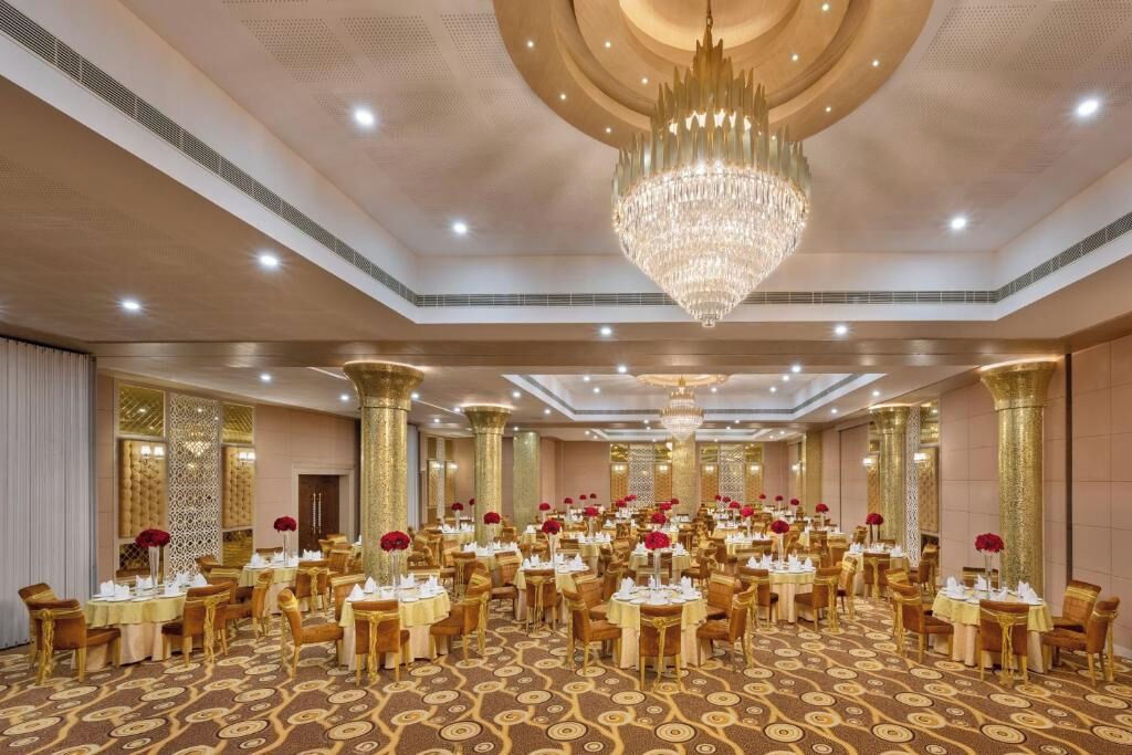 Banquet hall