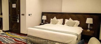 Lumain Hotel