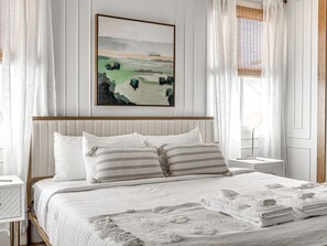 4 chambres, fer et planche à repasser, Wi-Fi gratuit, draps fournis