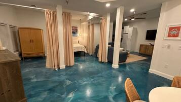 2 多间卧室、WiFi、床单