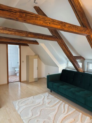 من طقة المعيشة