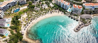 Aquamarine at Blue Bay Beach Golf Resort