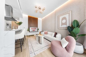 House - Free Housekeeping Visits During Your Stay - Stayshort - Relaxing 1 Bedroom in JVC That Sleeps 2 (Dubai)
