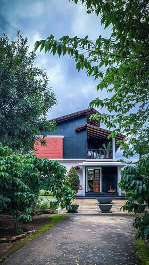 Exterior - Aambalvilla (Muttil South)