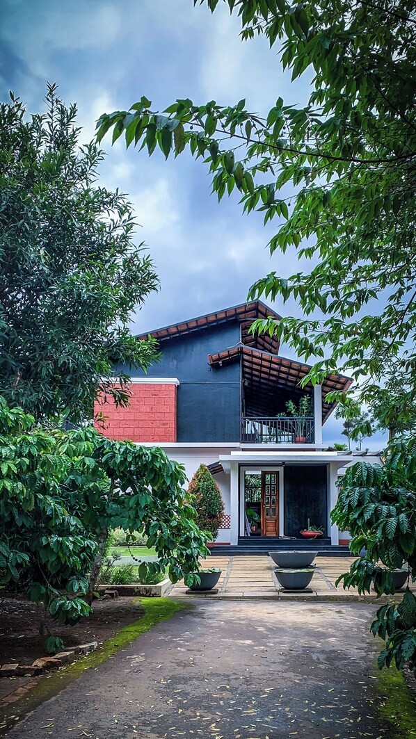 Exterior - Aambalvilla (Muttil South)