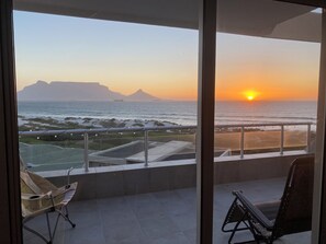 Property grounds - Amazing View Penthouse with Heating (Table View/Cape Town)