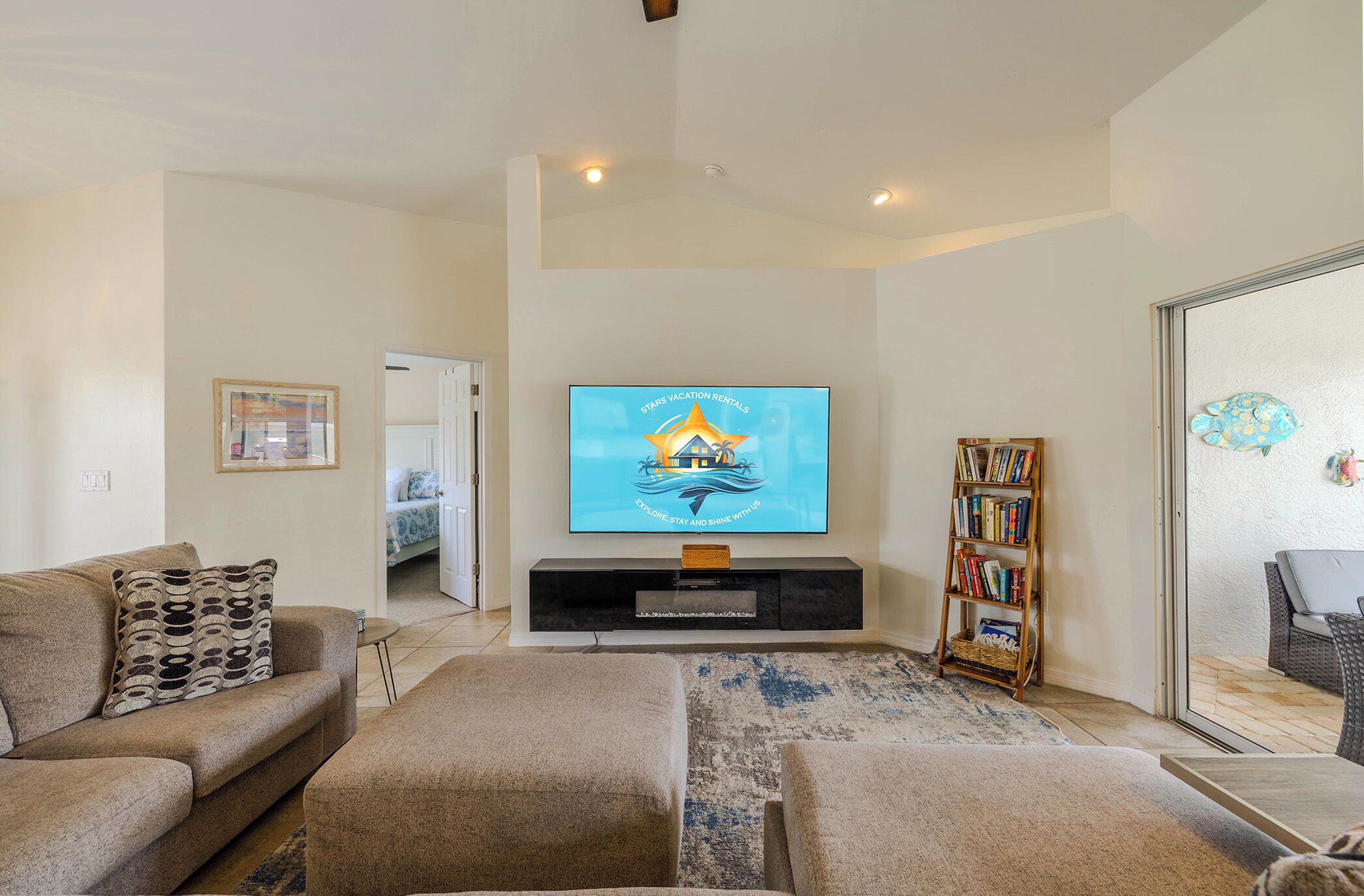 Bring Your Dogs And Enjoy The Charm Of This Home! 3 Be- 2ba In Se Cape Coral - ケープコーラル, FL