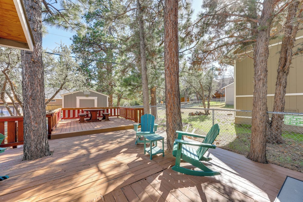 Big Bear Nature Escape! Cabin 7 Mi to Lake - Erwin Lake, CA
